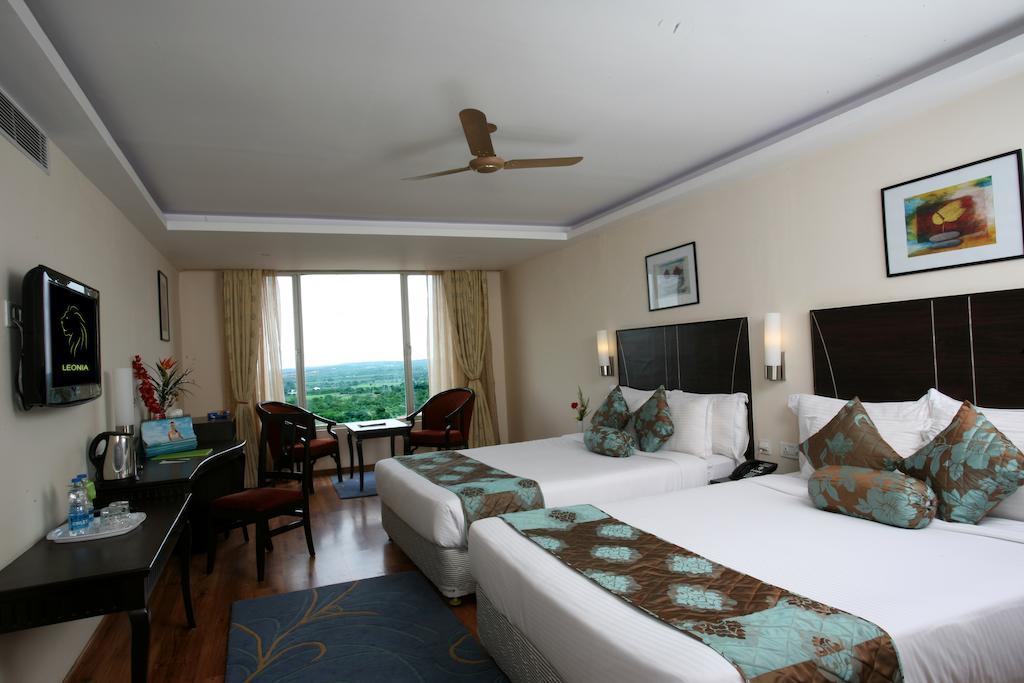 Hotel Oh Biz Premier At Leonia Hyderabad Exterior foto