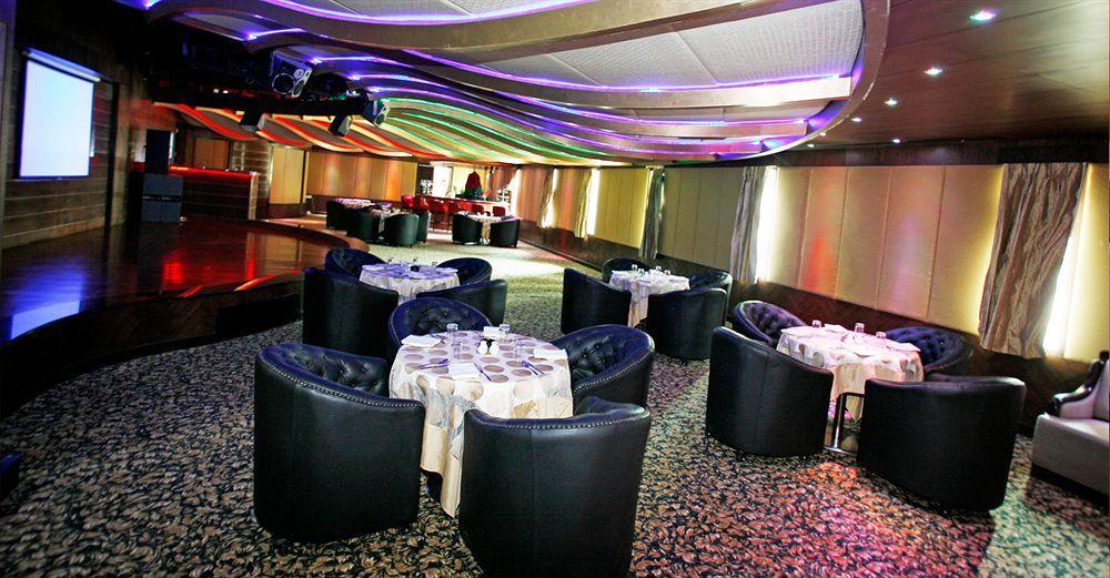 Hotel Oh Biz Premier At Leonia Hyderabad Exterior foto