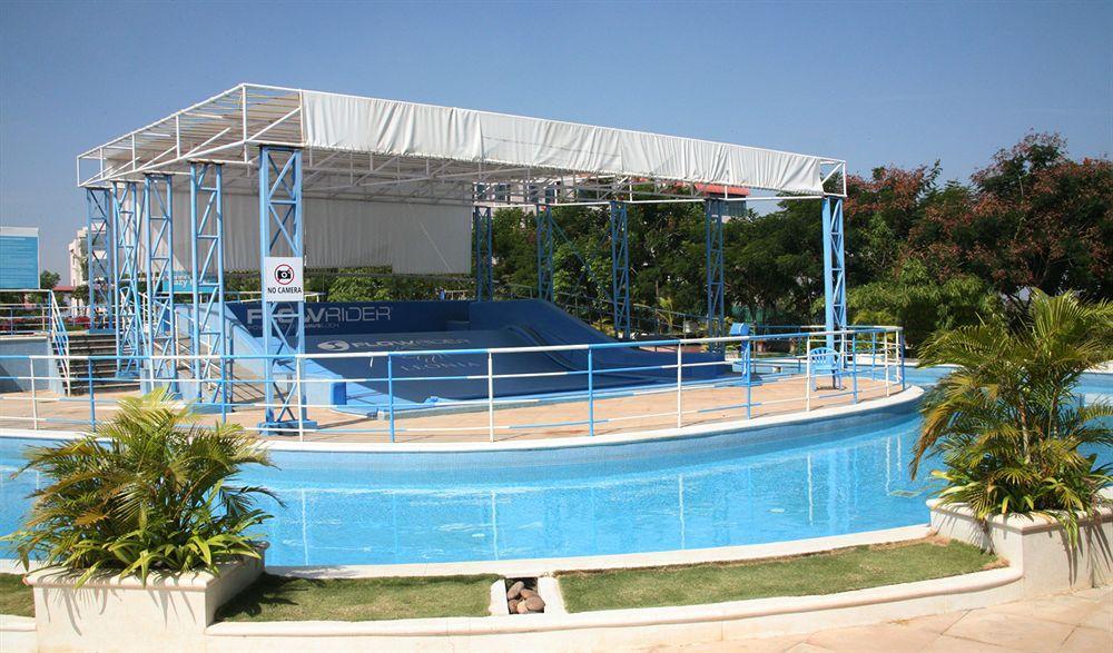 Hotel Oh Biz Premier At Leonia Hyderabad Exterior foto