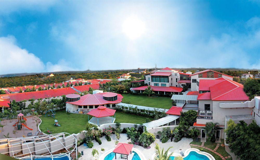 Hotel Oh Biz Premier At Leonia Hyderabad Exterior foto